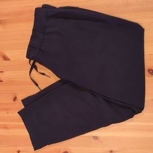 Lululemon Cropped Pants